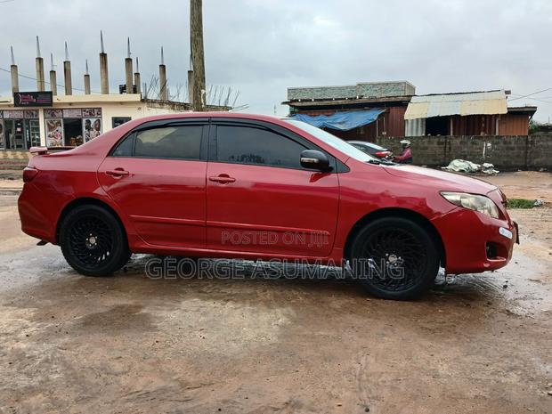 Toyota Corolla 2010 Red