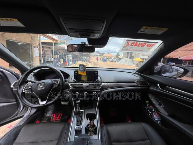 Honda Accord 2019 Silver