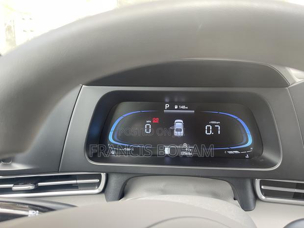 Hyundai Elantra Limited 2024 Blue
