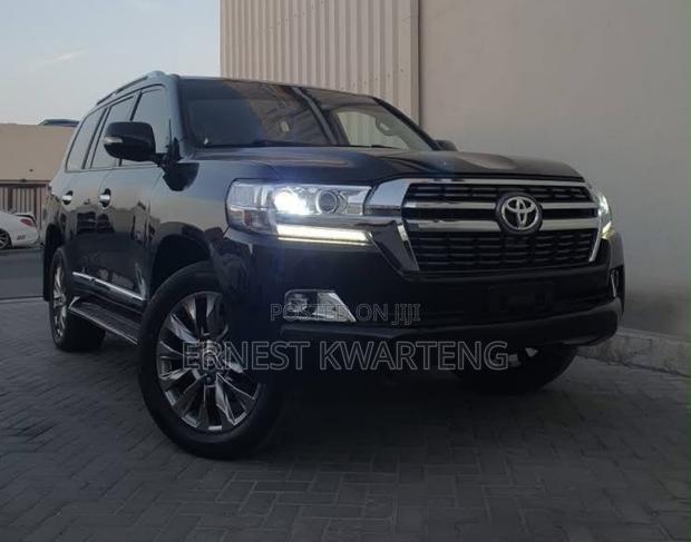 Toyota Land Cruiser 2016 Black