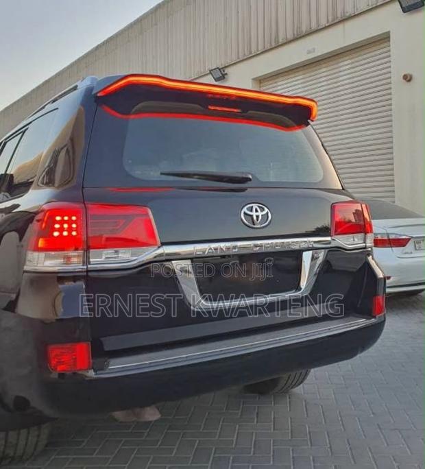 Toyota Land Cruiser 2016 Black