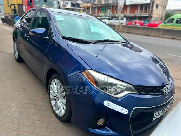 Toyota Corolla S 4dr Sedan (1.8L 4cyl CVT) 2015 Blue