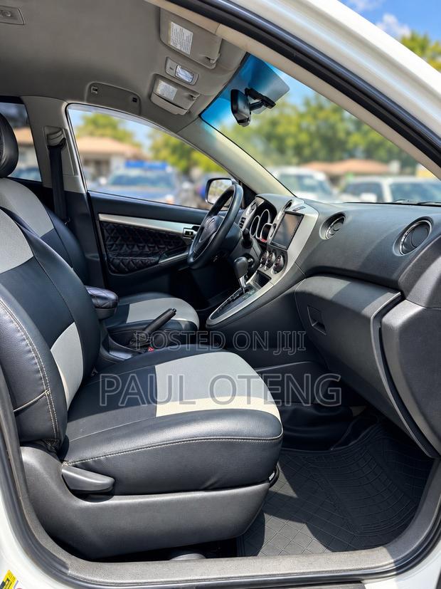 Pontiac Vibe 1.8L 2010 White