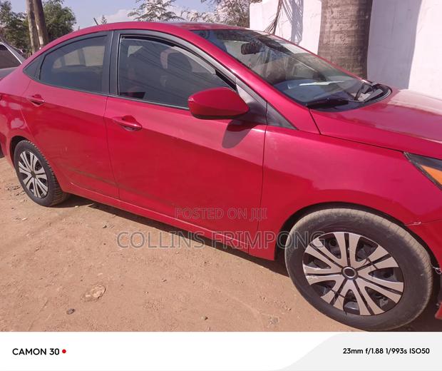 Hyundai Accent SE 2012 Red