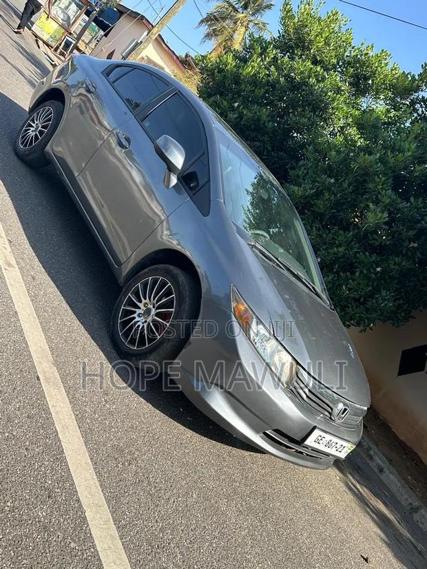 Honda Civic Coupe LX 2013 Gray