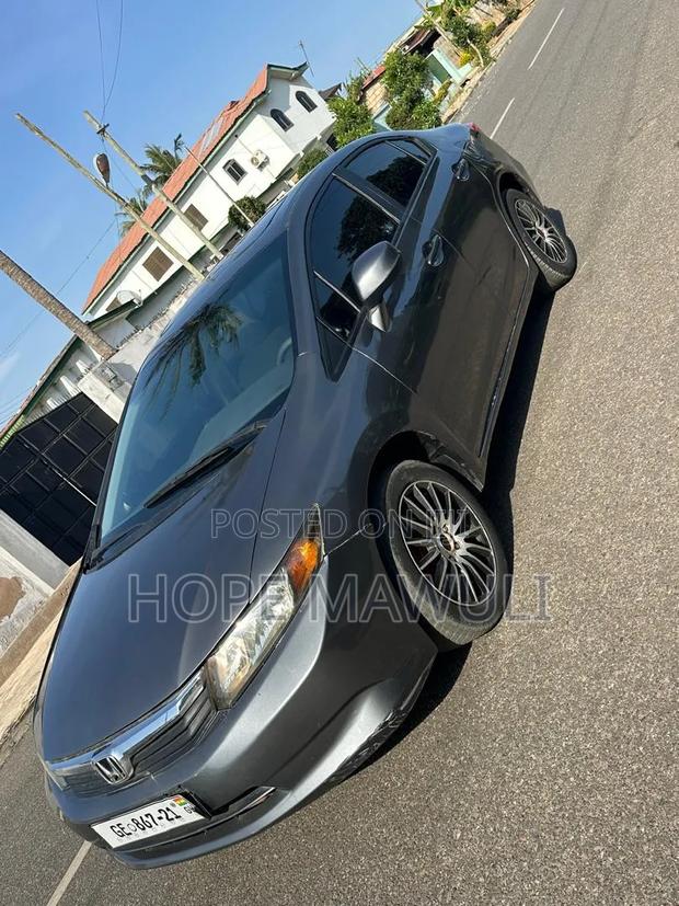 Honda Civic Coupe LX 2013 Gray