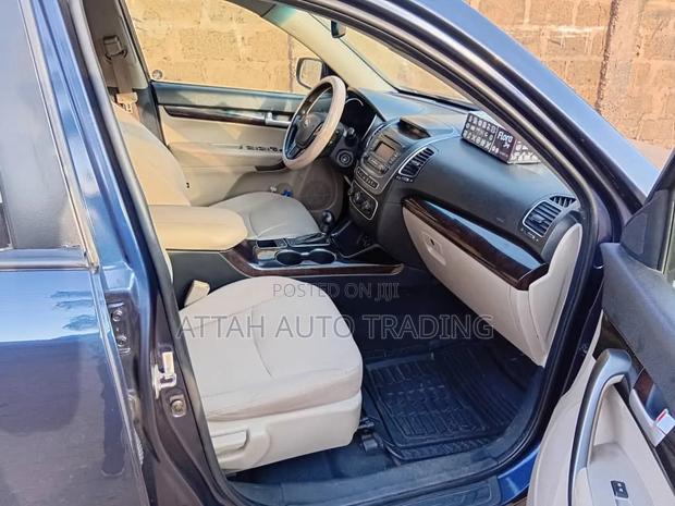 Kia Sorento 2017 Blue