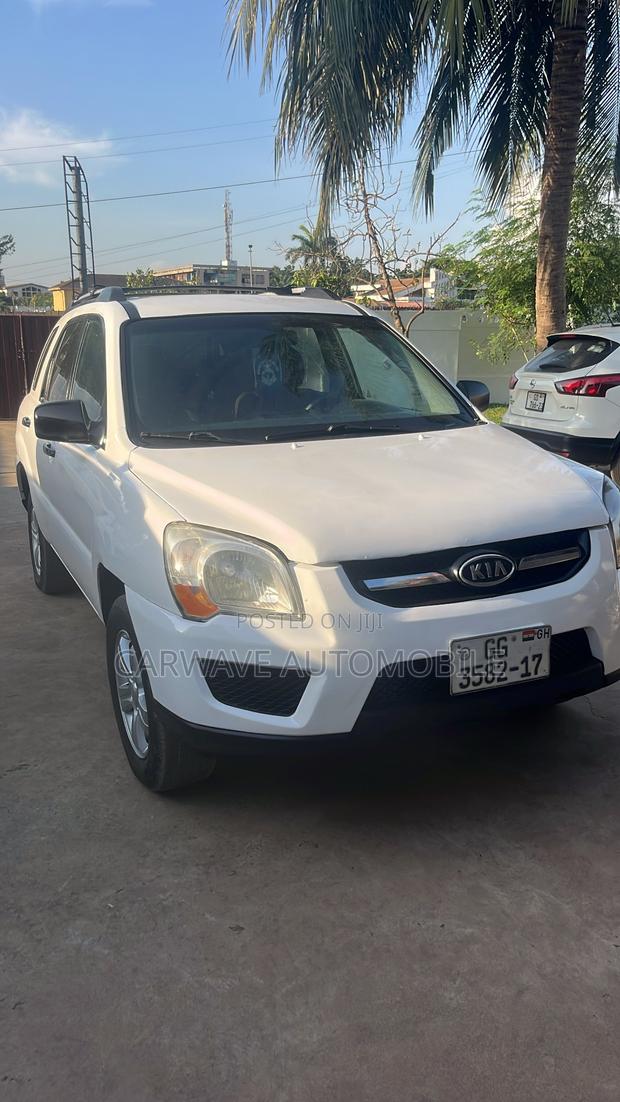 Kia Sportage LX 4dr SUV AWD (2.4L 4cyl 6A) 2011 White