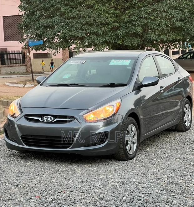 Hyundai Accent 2017 Gray
