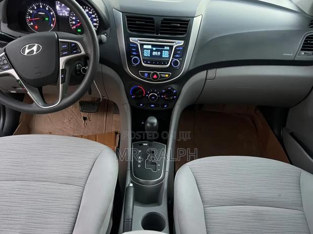 Hyundai Accent 2017 Gray