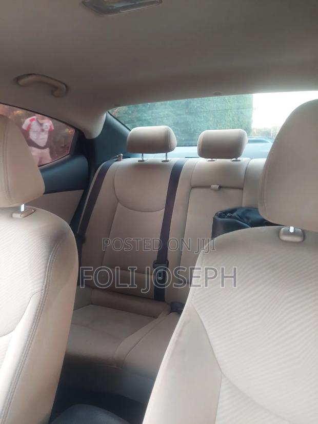 Hyundai Elantra GLS Sedan FWD (1.8L 4cyl 6A) 2013 Brown