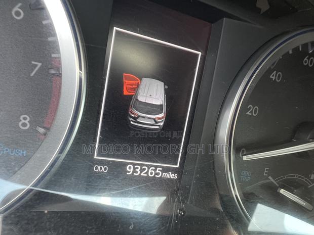 Toyota Highlander XLE 2019 Gray