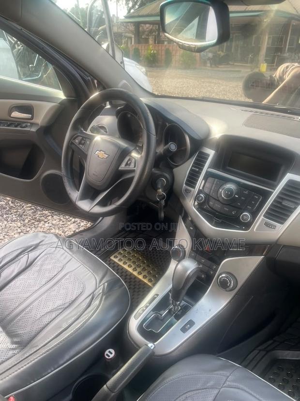 Chevrolet Cruze 1LT Auto 2013 Black