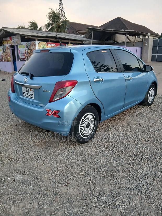 Toyota Vitz 2012 Blue
