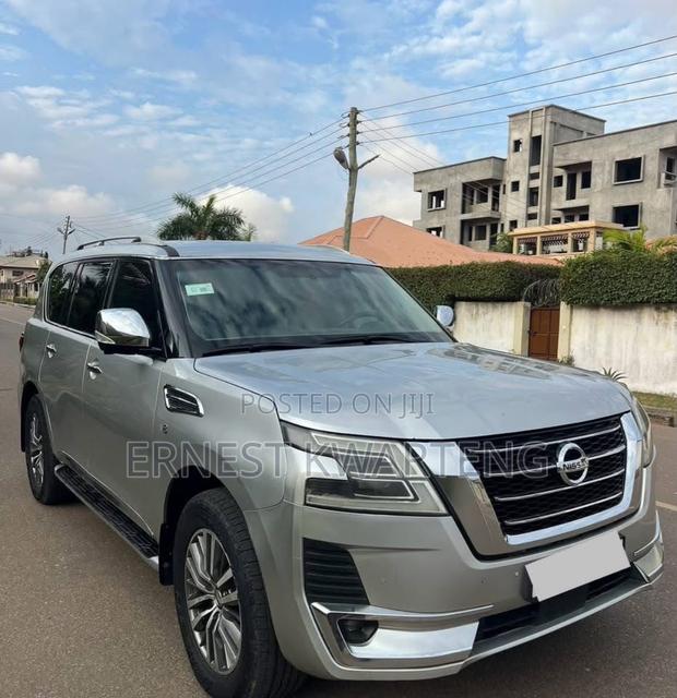 Nissan Patrol 2017 Gray