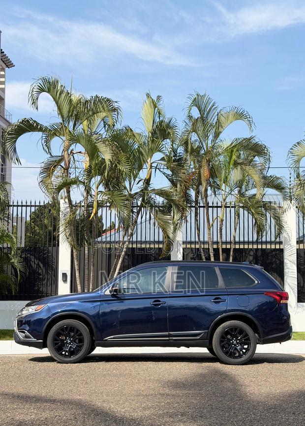 Mitsubishi Outlander LE AWC 2019 Black