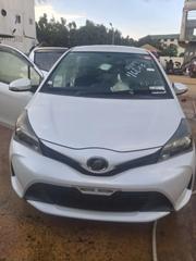 Toyota Vitz 2015 White for sale