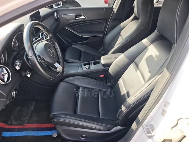 Mercedes-Benz GLA-Class 2018 White