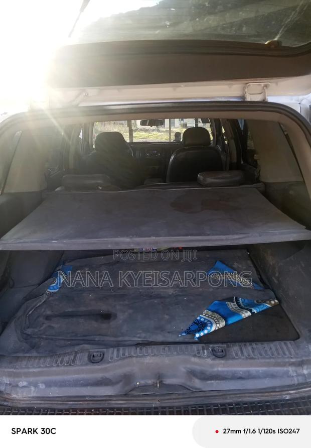 Ford Explorer 2003 White