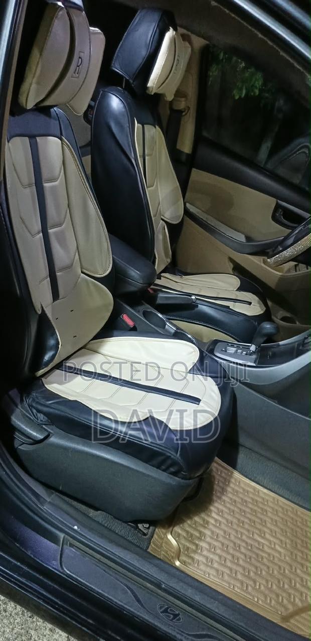 Hyundai Elantra GLS Sedan FWD (1.8L 4cyl 6A) 2013 Black