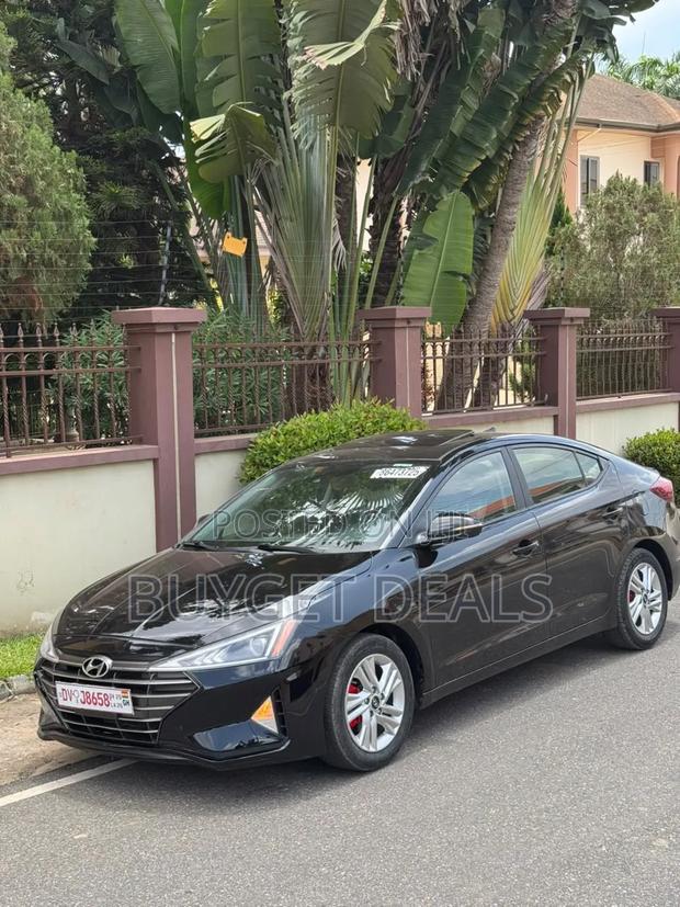Hyundai Elantra SE 2020 Black