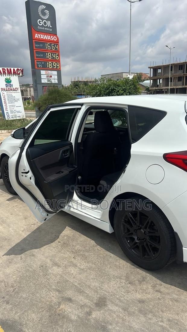 Toyota Corolla 2017 White