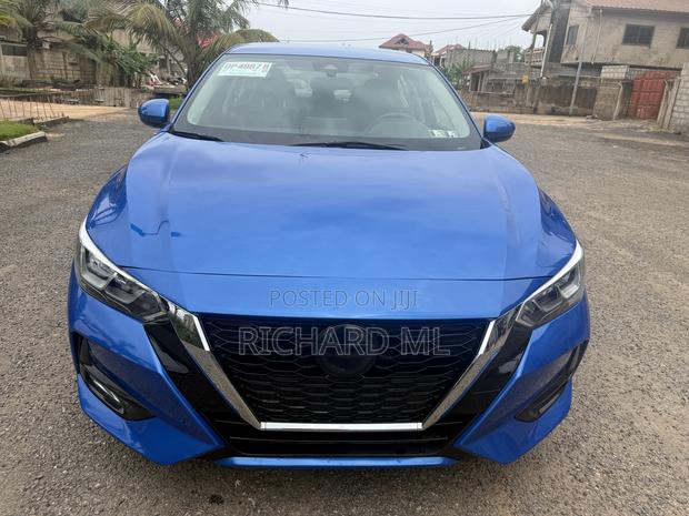 Nissan Sentra SV 2022 Blue