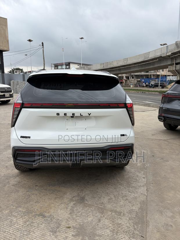 Geely Boyue 2023 White