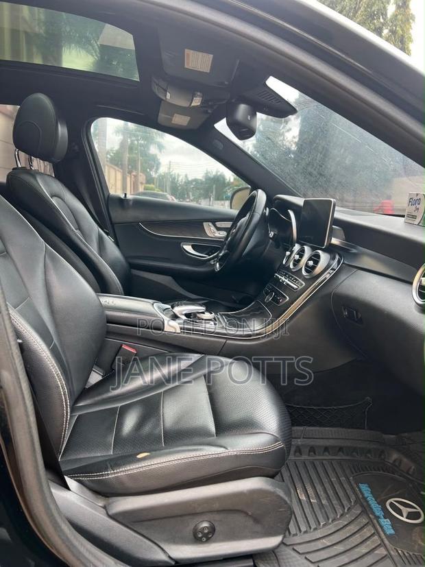 Mercedes-Benz C300 Sport 4Matic Sedan AWD (2.0L 4cyll 7A) 2016 Black