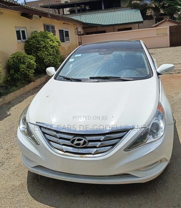 Hyundai Sonata GLS Sedan FWD (2.4L 4cyl 6A) 2013 White