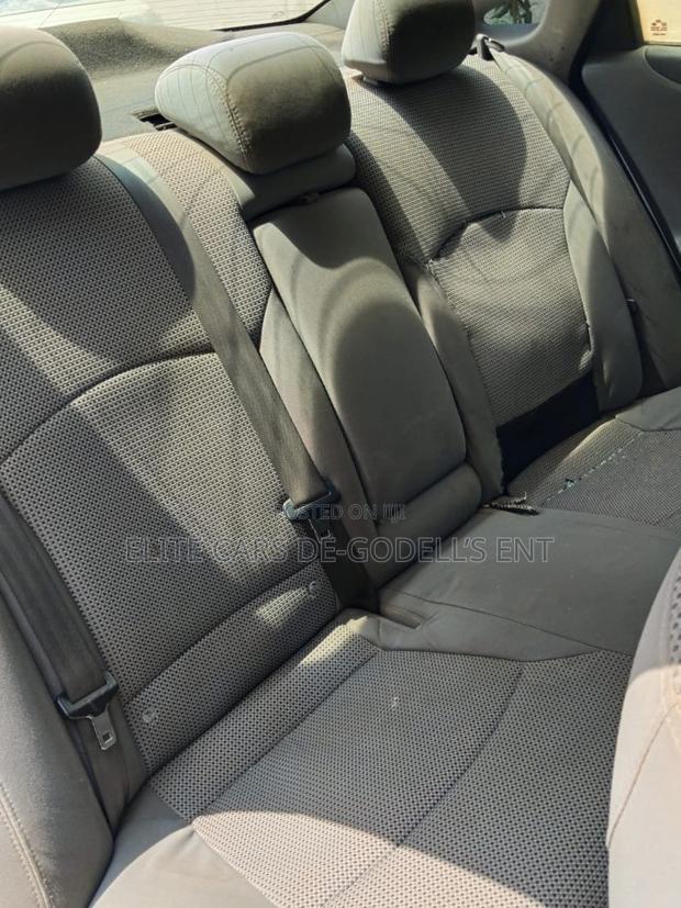 Hyundai Sonata GLS Sedan FWD (2.4L 4cyl 6A) 2013 White