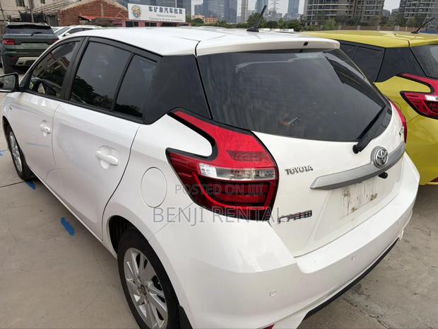 Toyota Yaris 2017 White