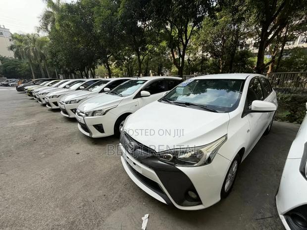 Toyota Yaris 2017 White