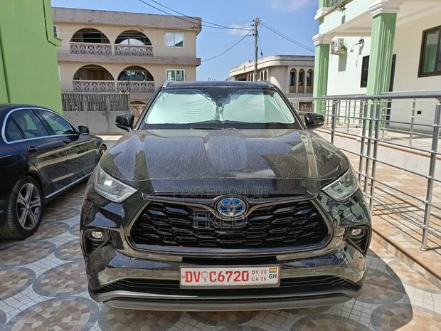Toyota Highlander XLE 2022 Black