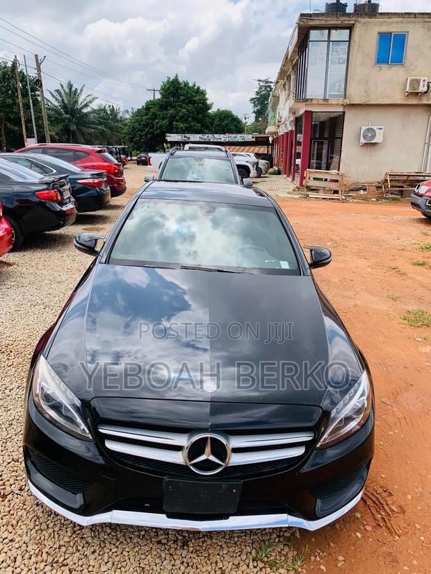Mercedes-Benz C300 2016 Black