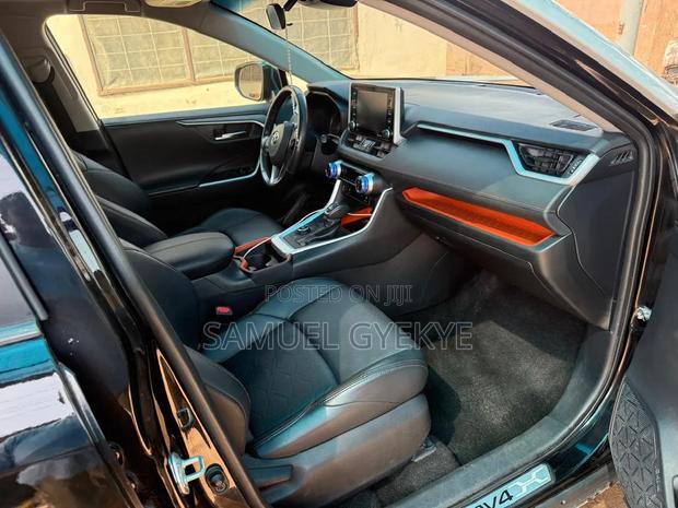 Toyota RAV4 Limited AWD 2023 Black