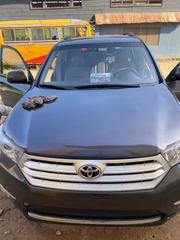 Toyota Highlander V6 2009 Gray for sale
