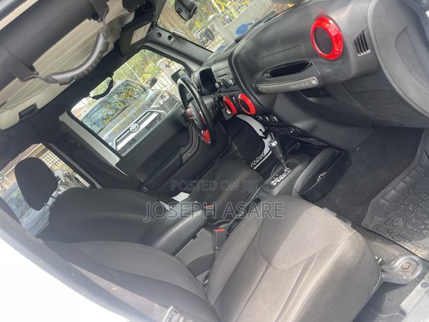 Jeep Wrangler 2017 White