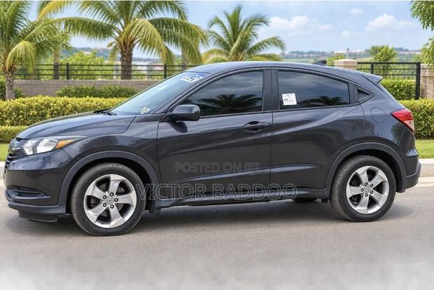 Honda HR-V 4dr SUV (1.5L 4cyl CVT) 2016 Purple