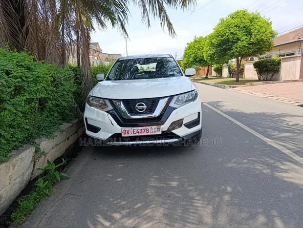 Nissan Rogue S AWD 2017 White
