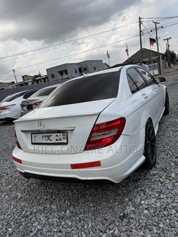 Mercedes-Benz C250 2012 White