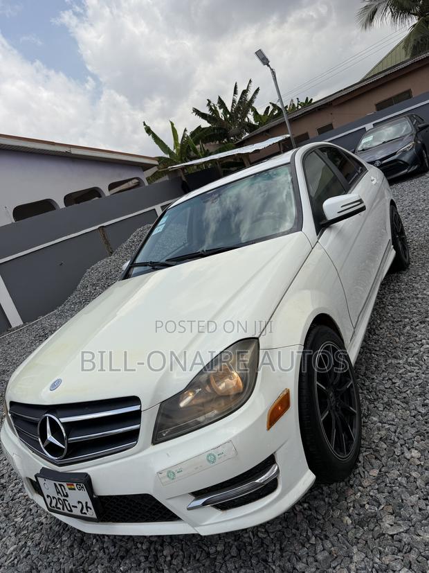 Mercedes-Benz C250 2012 White