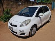 Toyota Vitz 2010 White for sale