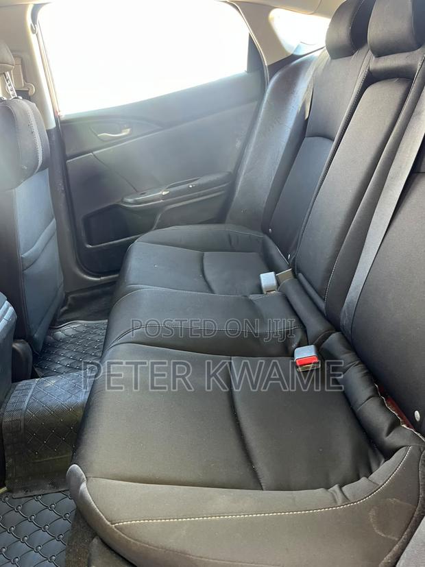 Toyota RAV4 XLE AWD 2020 Red