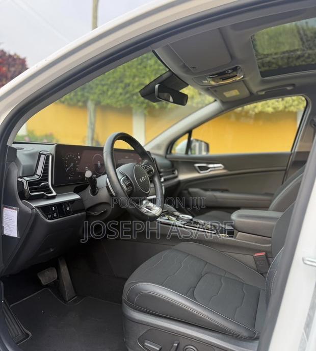Kia Sportage 2023 White