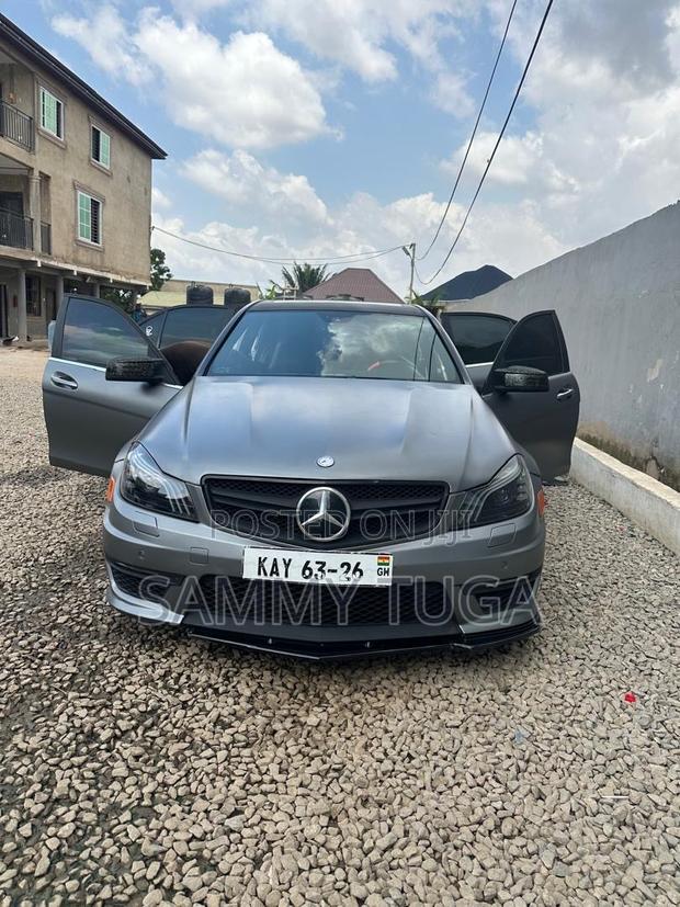 Mercedes-Benz C63 2014 Green