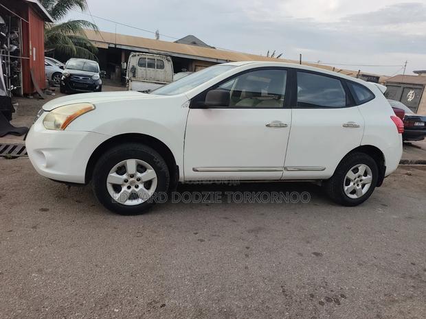 Nissan Rogue 2012 White