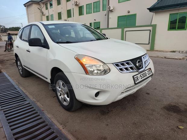 Nissan Rogue 2012 White
