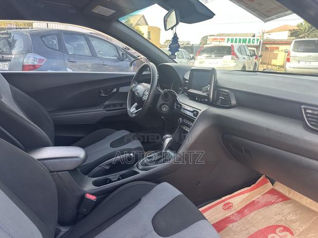 Hyundai Veloster 2018 Black