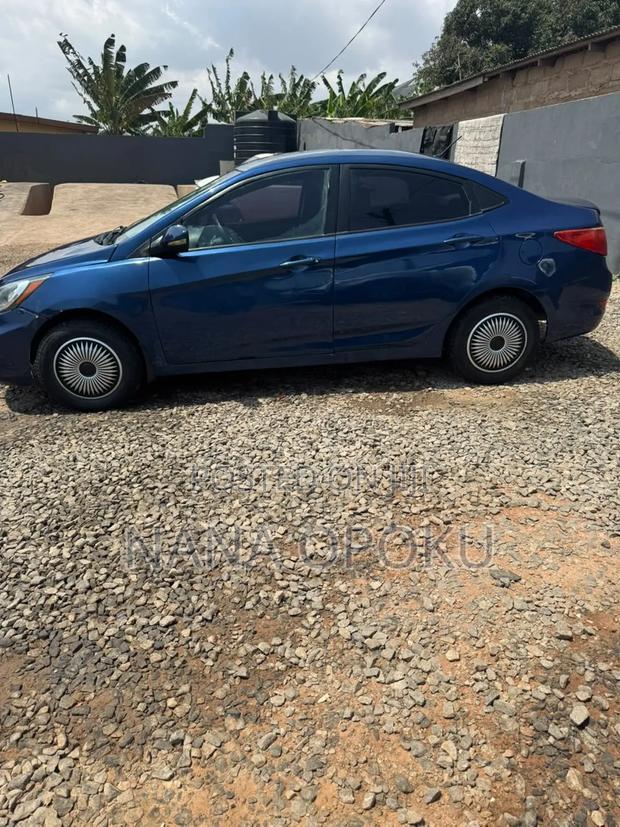 Hyundai Accent 2013 Blue